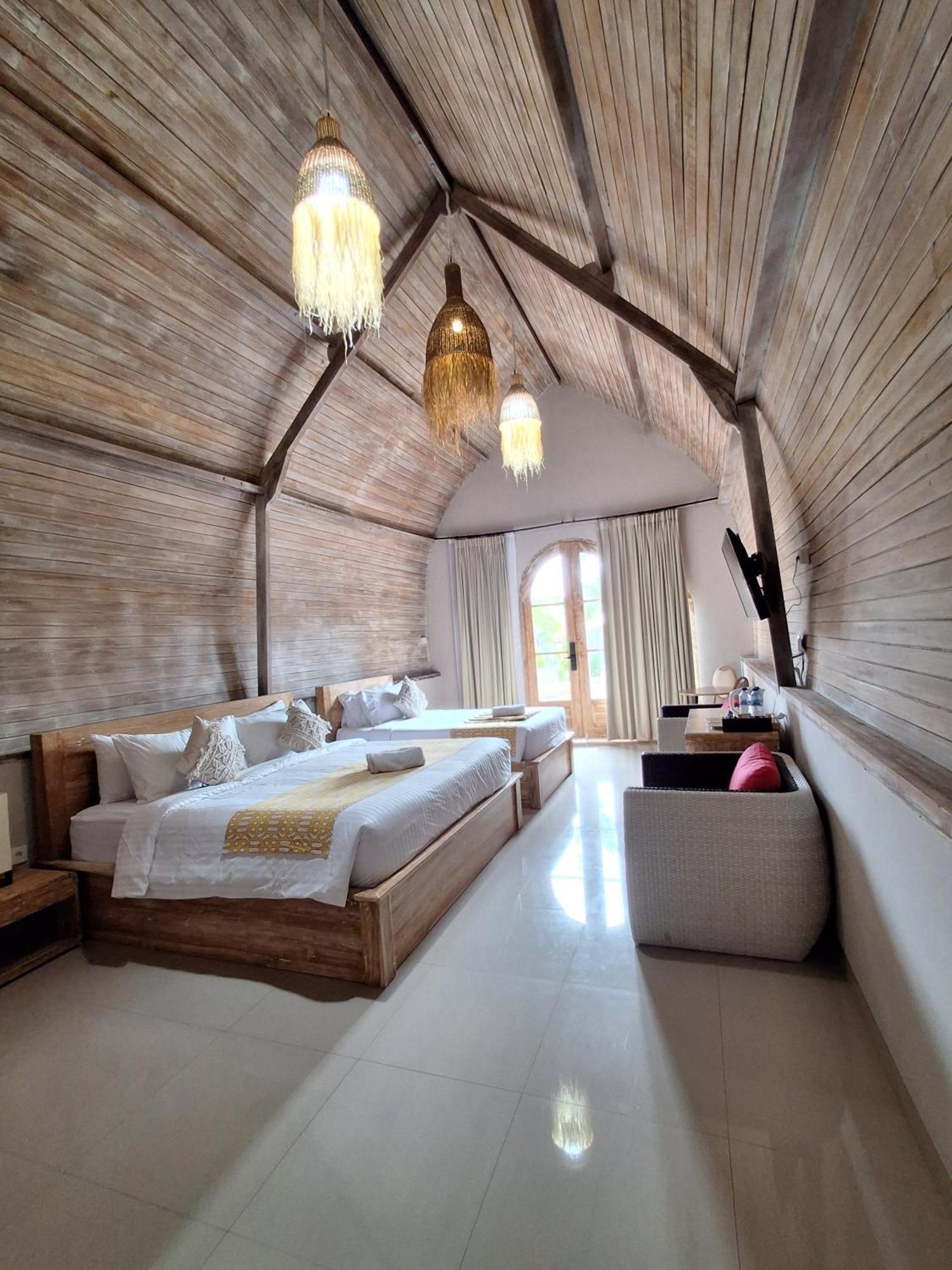 Grand Daghan Lodge *